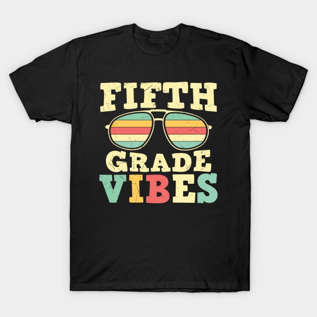 Back to School 5th Grade Vibes T-Shirt by Myartstor 